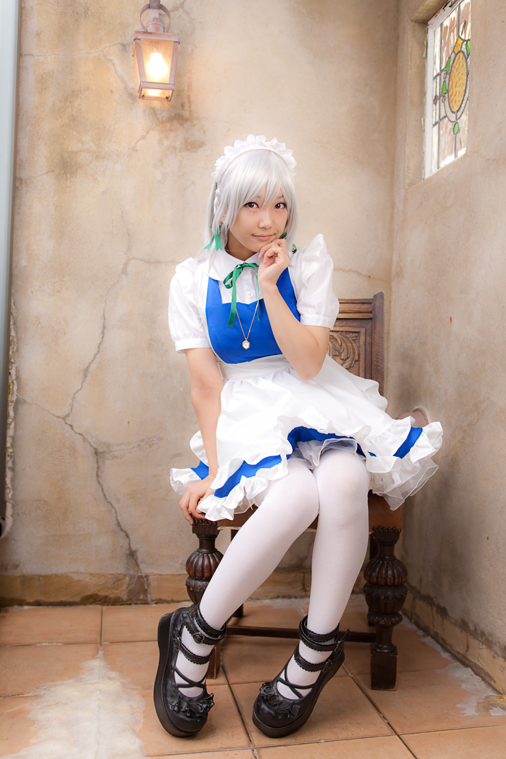 cosplay美女套图 c77 Sakuya Izayoi　白丝假发扮相(1)